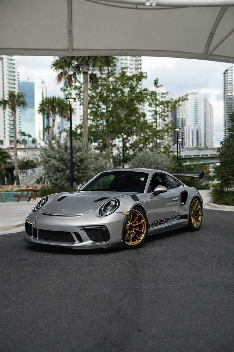 Porsche GT3RS Gray - Image 1